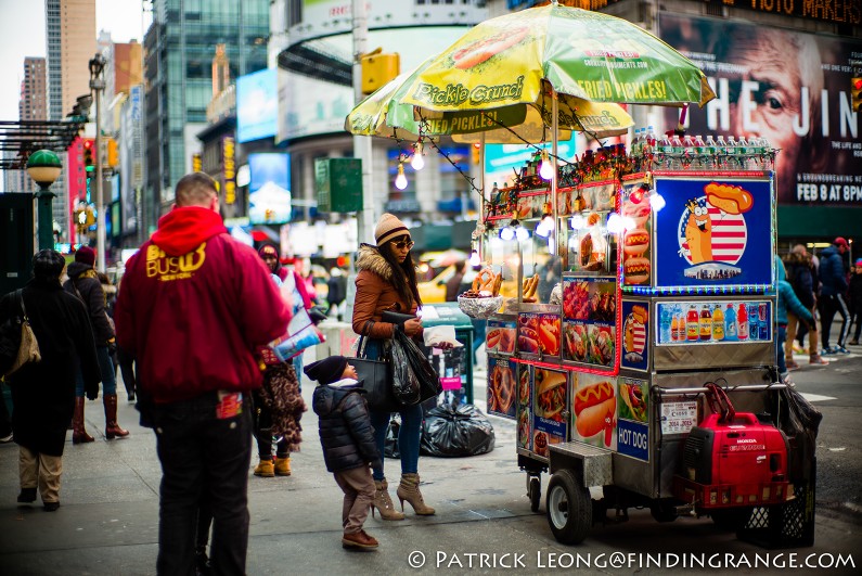 Leica-M-Typ-240-50mm-F1.0-Noctilux-Times-Square-Candid-New-York-City-1