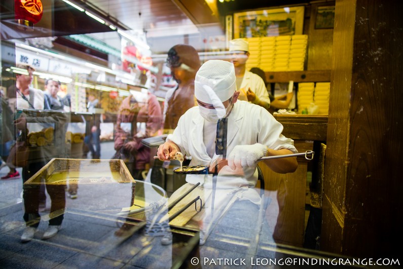 Leica-M-Typ-240-21mm-Summilux-ASPH-Sensoji-Temple-Tokyo-Japan-Candid-Street