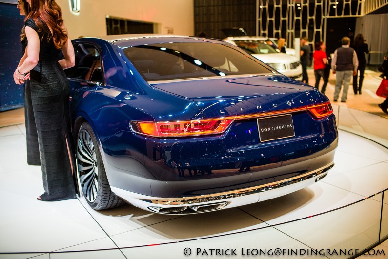 Leica-M-Typ-240-35mm-Summicron-ASPH-NY-Auto-Show-2015-Lincoln-Continental-1