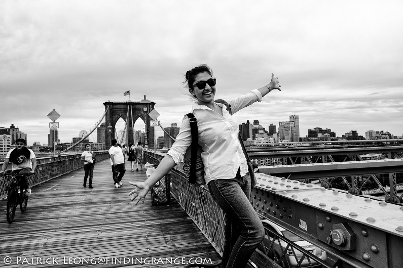 Fuji-X-E2-XF-16mm-F1.4-R-Lens-Portrait-Candid-Brooklyn-Bridge