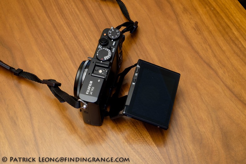 Fuji-X70-Review-Tilting-Screen-1