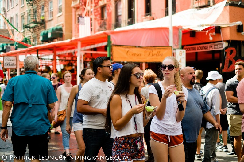 fuji-x-t2-review-xf-35mm-f1-4-r-lens-street-candid-san-gennaro-feast-new-york-city-2