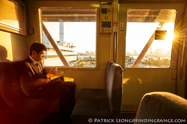 Leica-M-240-21mm-Summilux-M-f1.4-ASPH-Candid-Street-Photography-Train-Tokyo-Japan