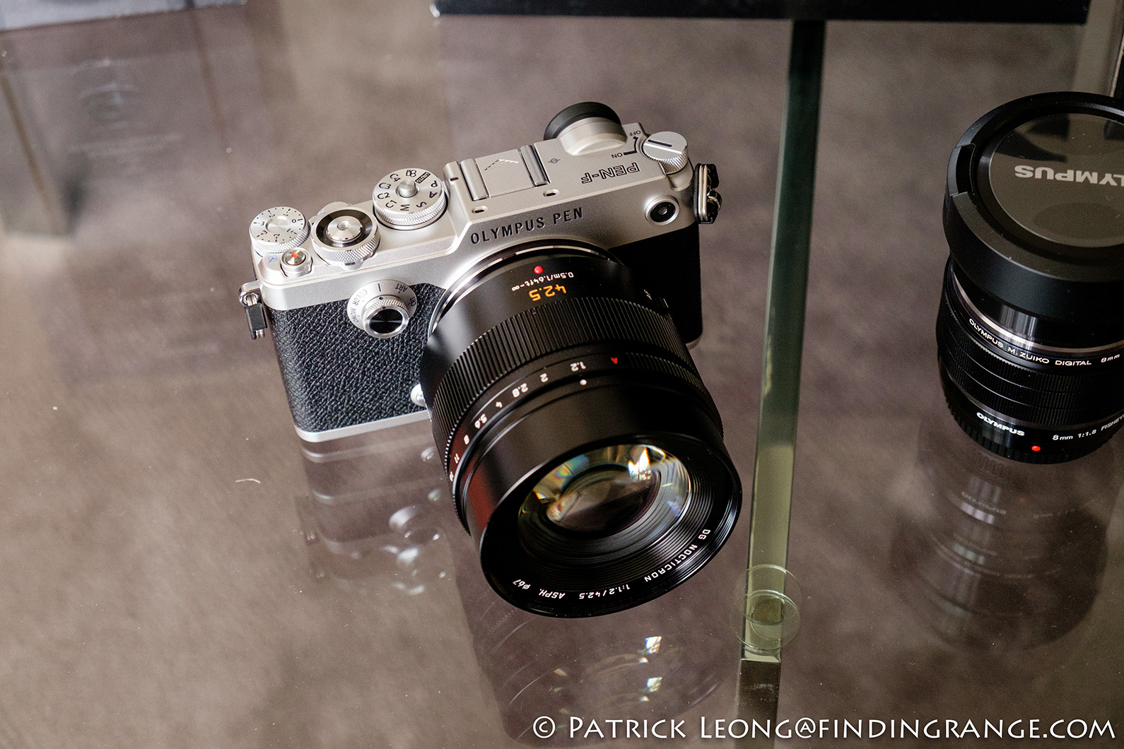 panasonic leica nocticron 42.5 f1 2