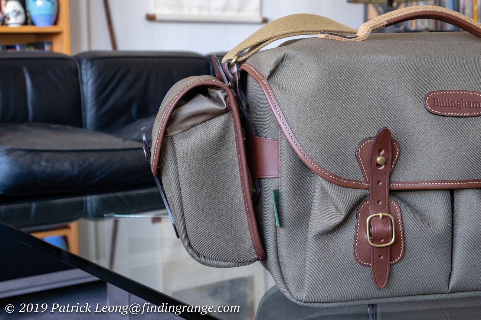 Borsa Compatta Billingham Avea 7 – Colore Borgogna/pelle Cioccolato, Per Fotocamera Compatta E Accessori - 4