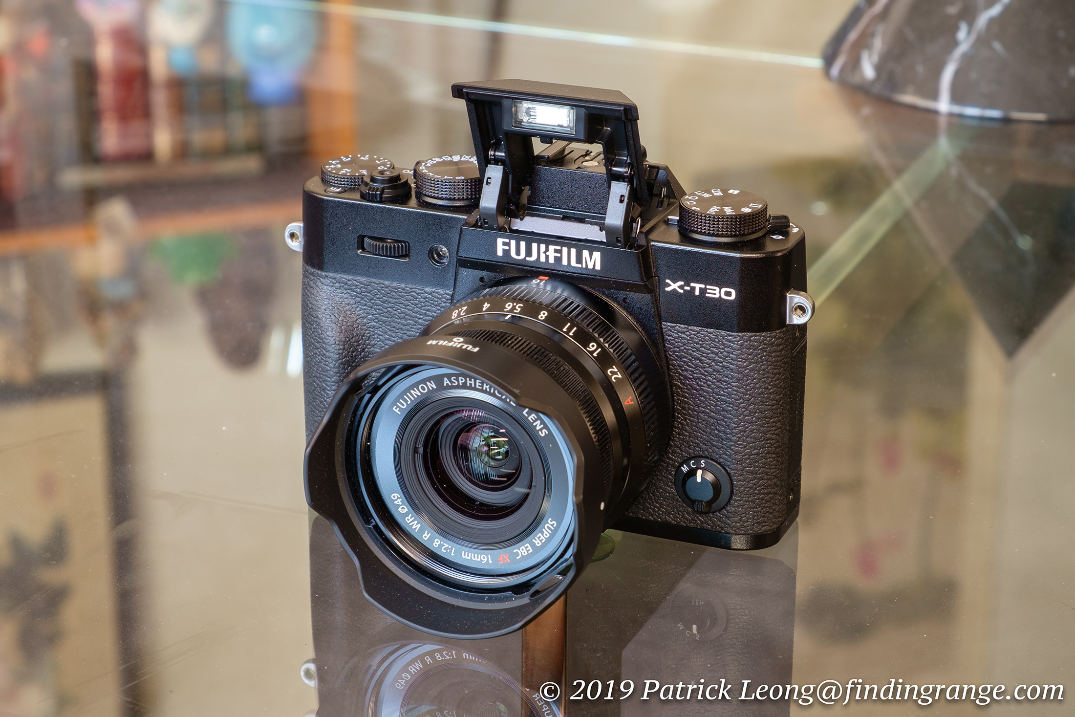 produceren verschil Knikken Fujifilm X-T30 Mirrorless Camera Review: Compact Powerhouse