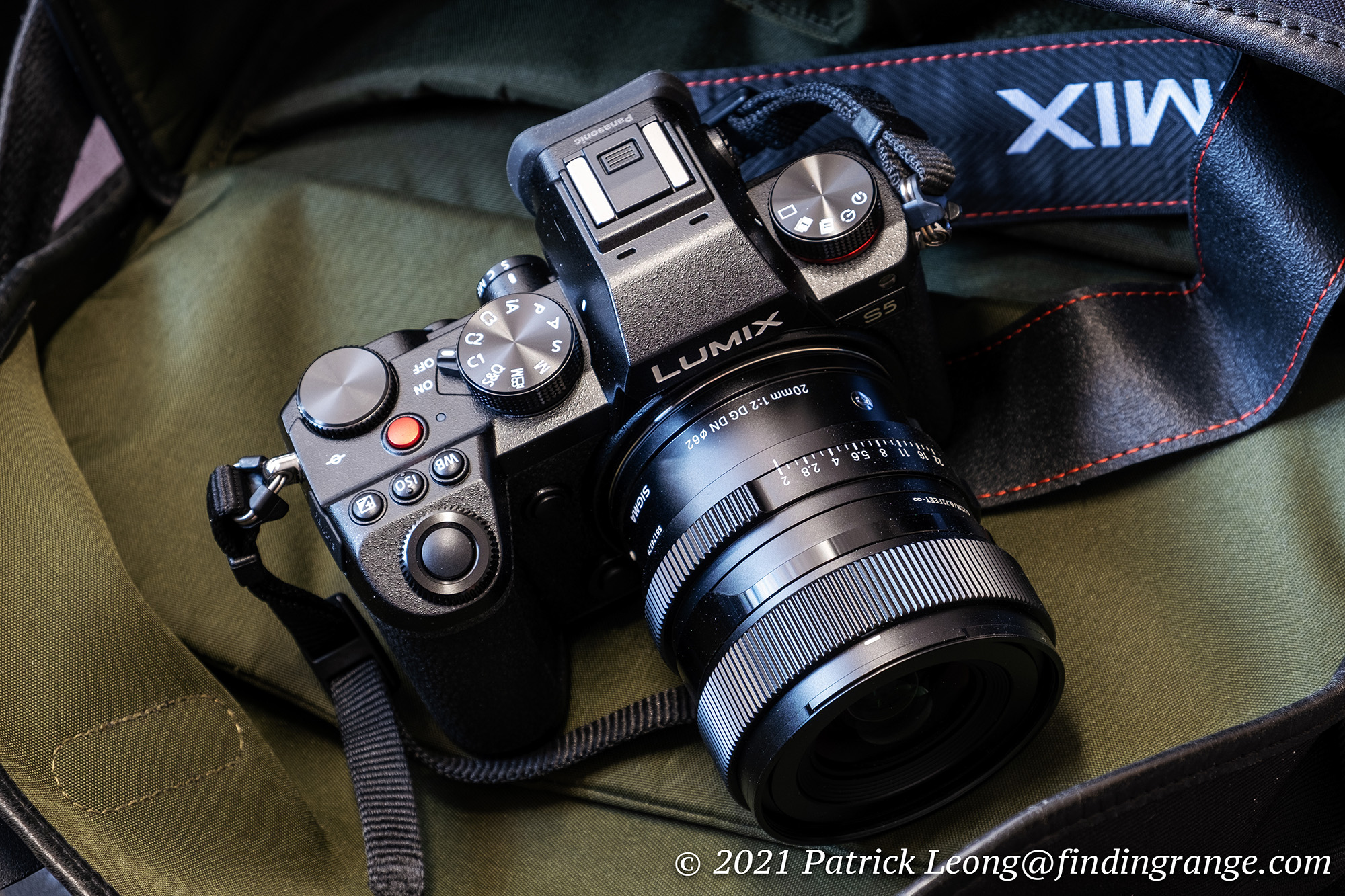 Sigma 20mm F2 DG DN Contemporary Lens Review - Finding Range